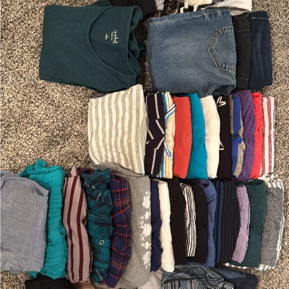 Maternity Clothes - image 1